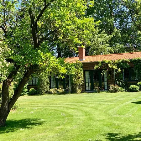 Apartman Remise Steuerrad Rechts